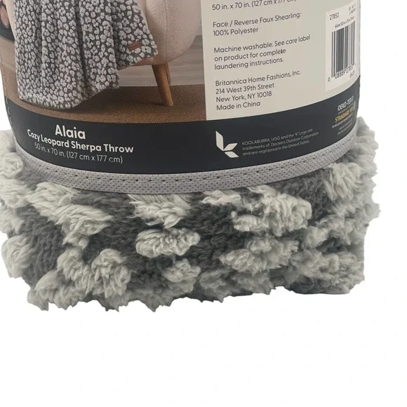 Koolaburra by UGG Blanket Alaina Leopard Sherpa Throw Gray 50 x 70 inch - Picture 4 of 5
